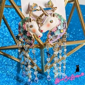 🩵🦄Betsey Johnson Unicorn Chandelier Earrings 🦄🩵